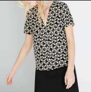 5×25🎁𝅺zara Womens Geometric Black & Cream blouse with back buckle closure sz M